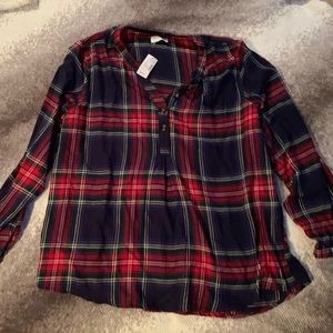 NWT Maurices plaid pullover top. Size XXL.